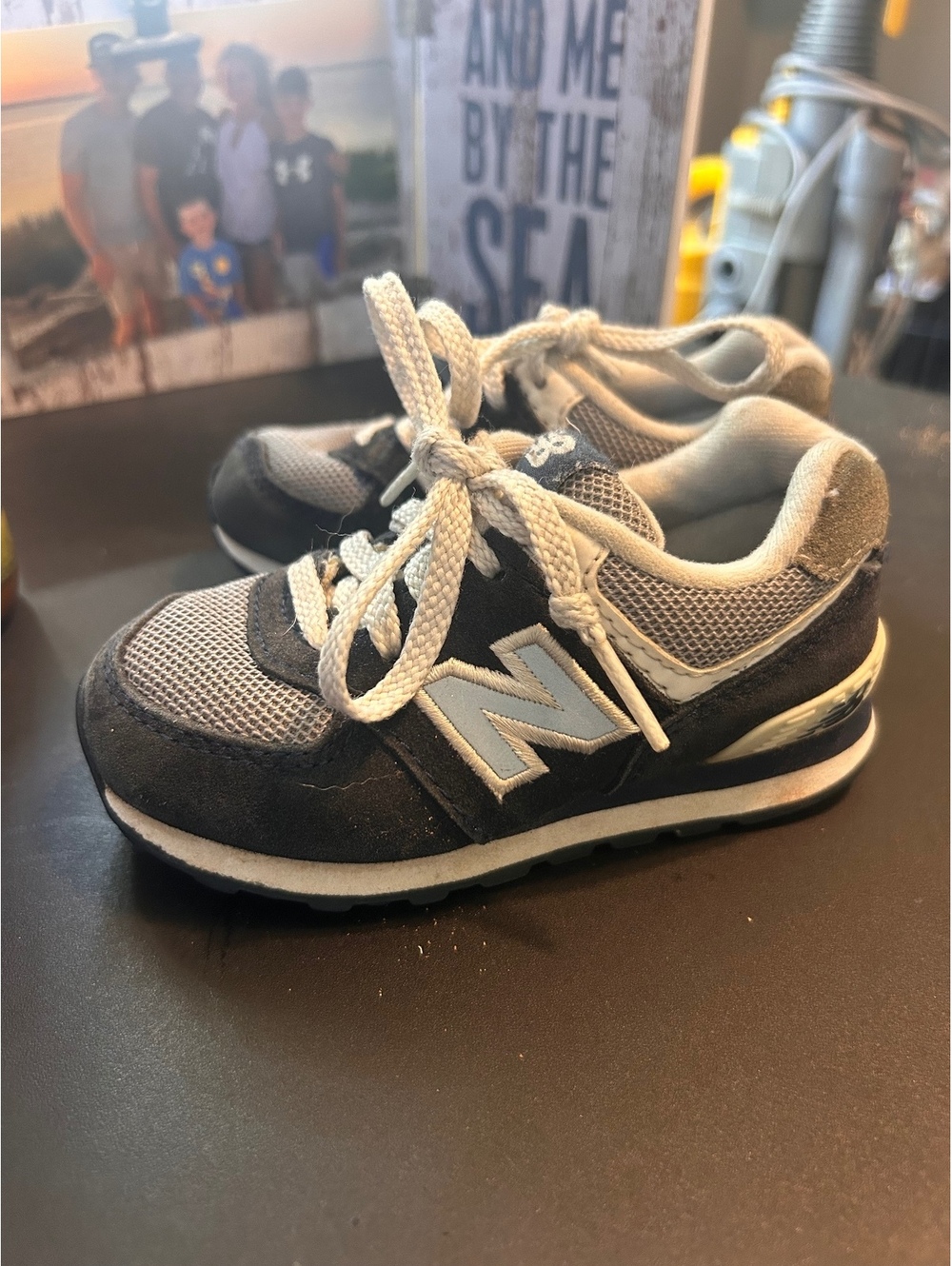 New Balance Kids' Sneakers Size 6.5 in Black and Gray